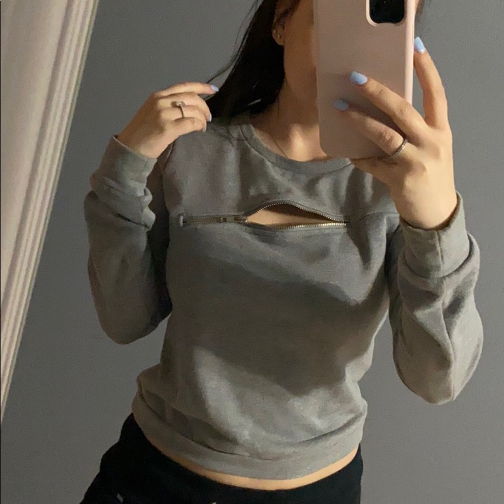 Zip Cut Sweater💙5/$21